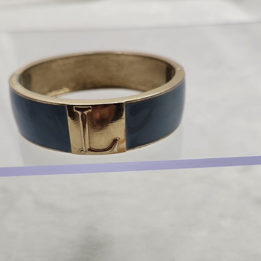 Cadet Blue Enamel Initial "L" Hinged Bangle Bracelet Gold Tone